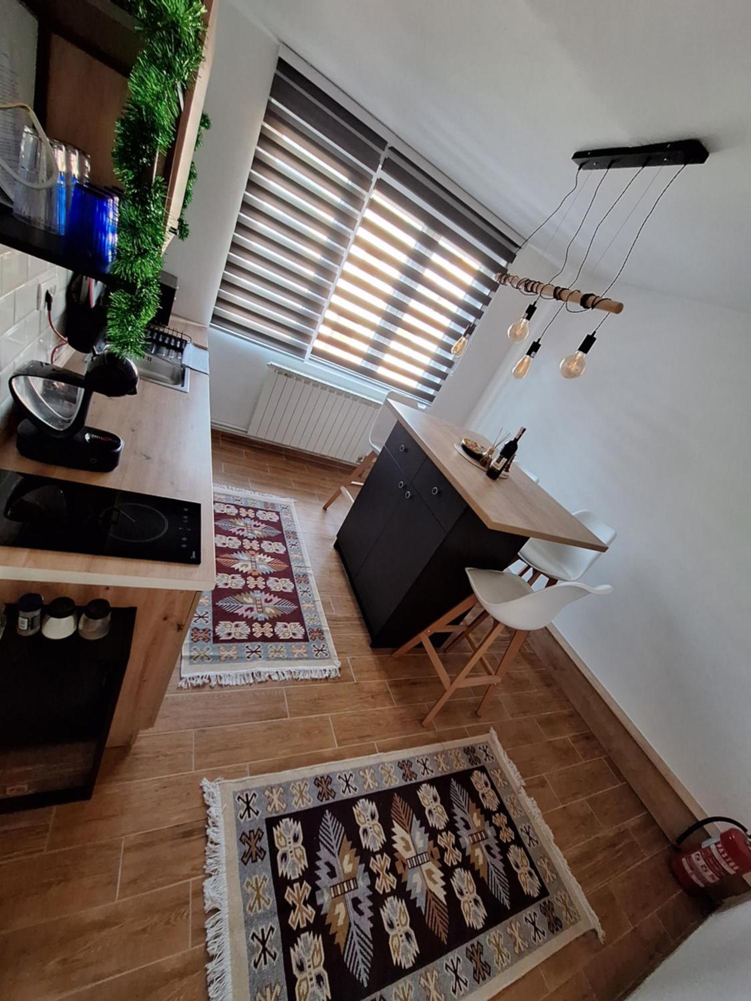 Mak Apartment - Free Parking - Balcony Sarajevo Exterior photo